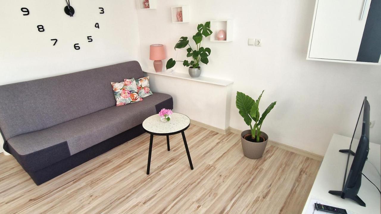 Apartment Jagoda クルク エクステリア 写真
