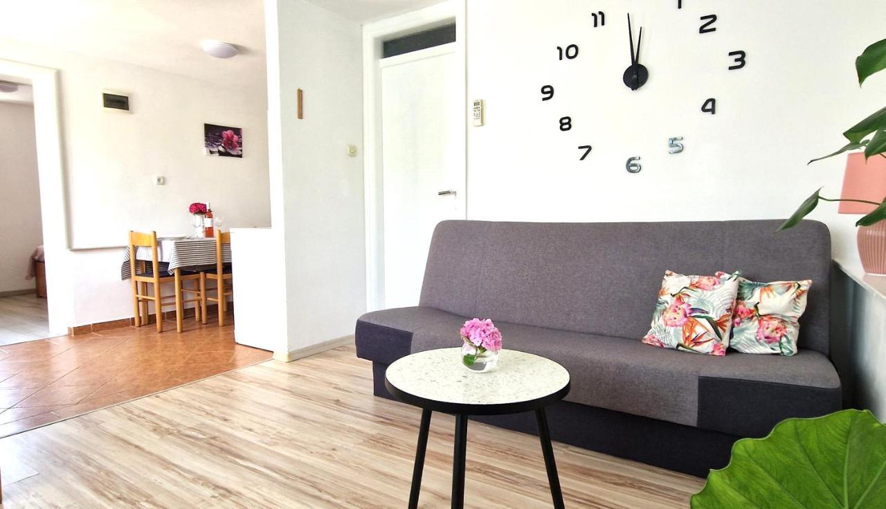 Apartment Jagoda クルク エクステリア 写真