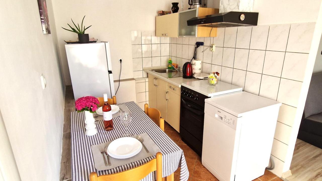 Apartment Jagoda クルク エクステリア 写真